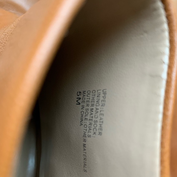 Banana Republic Tamsin Bootie - Picture 2 of 4